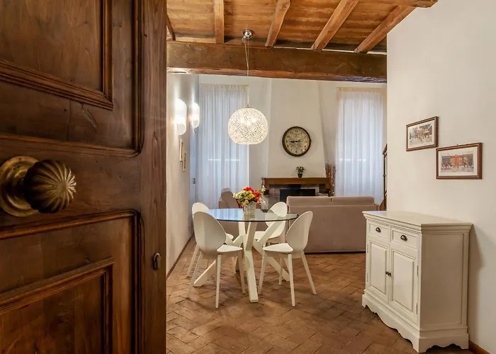 Guesthost - Foro Stylish And Appartement